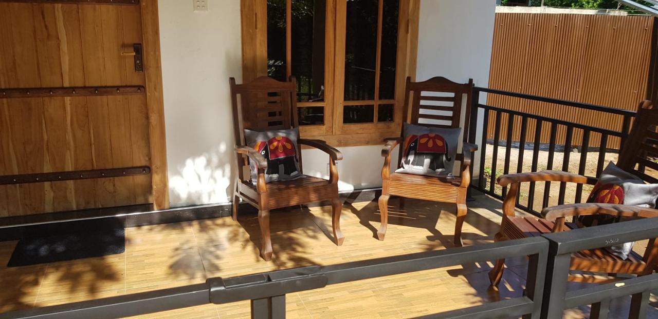 Max Safari Villa Udawalawe Dış mekan fotoğraf